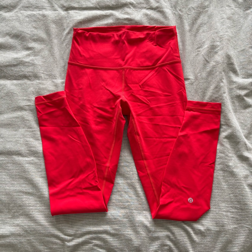 LULULEMON Wunder Train High Rise 28” size 8